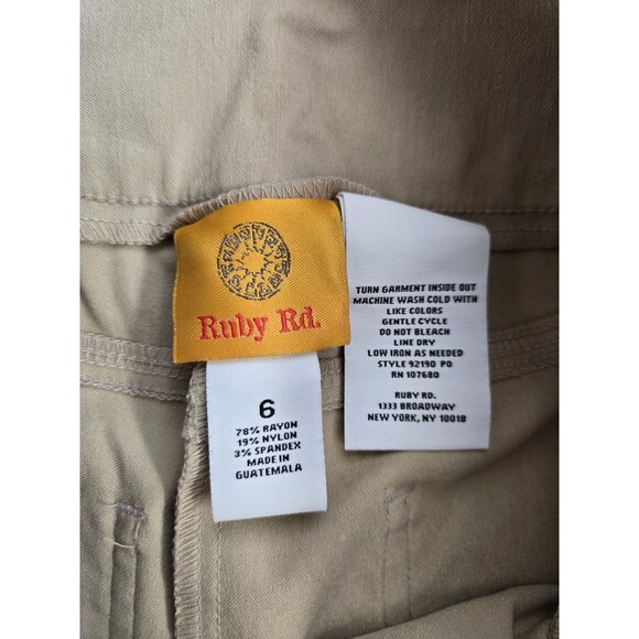 RUBY RD Women's Pull On Stretch Khaki Tan Dress Workwear Pants Size 6 - Picture 3 of 6